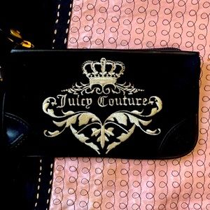 Juicy couture wristlet/wallet vintage